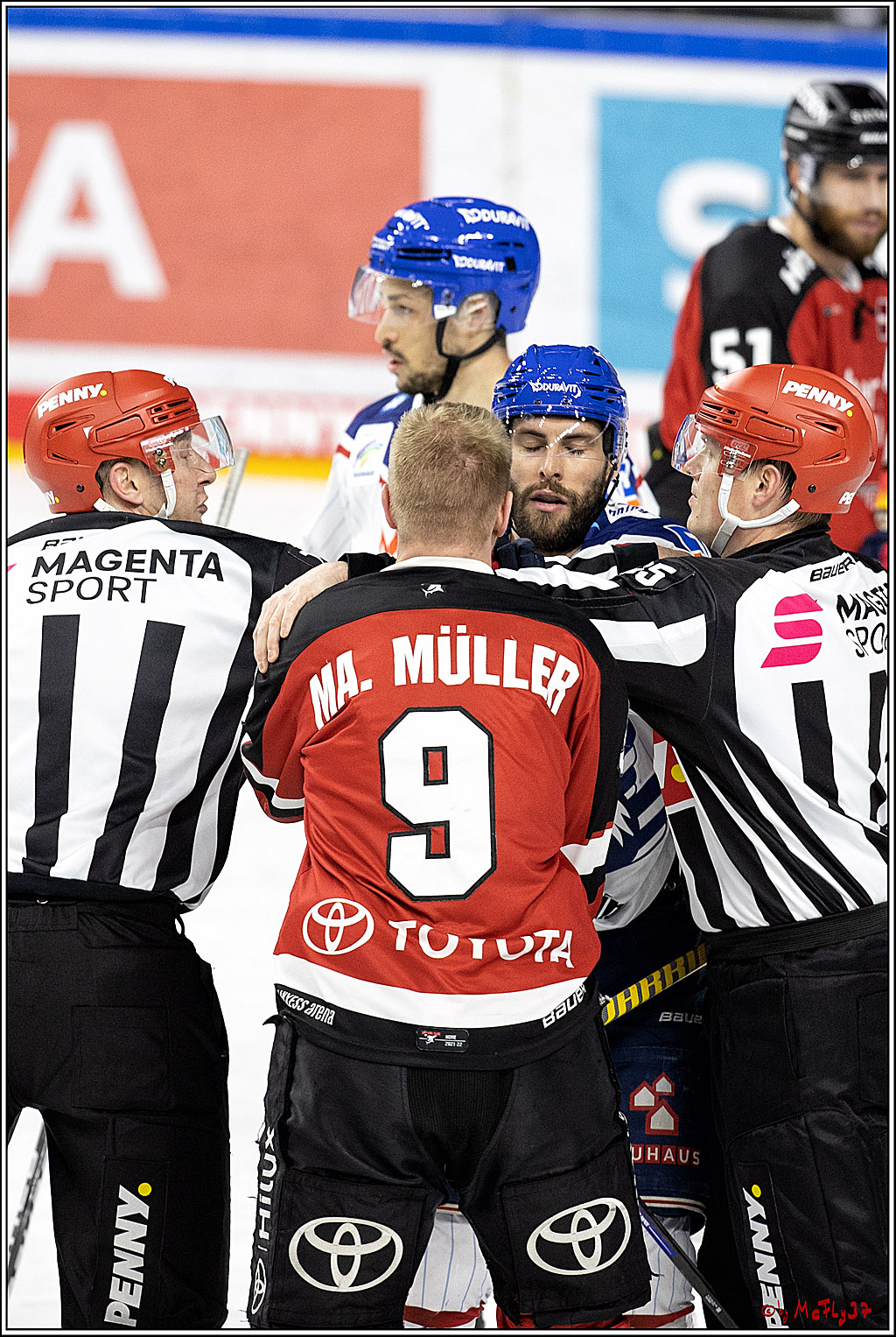 PENNY DEL;  Koelner Haie - Adler Mannheim; Koeln, 02.01.2022